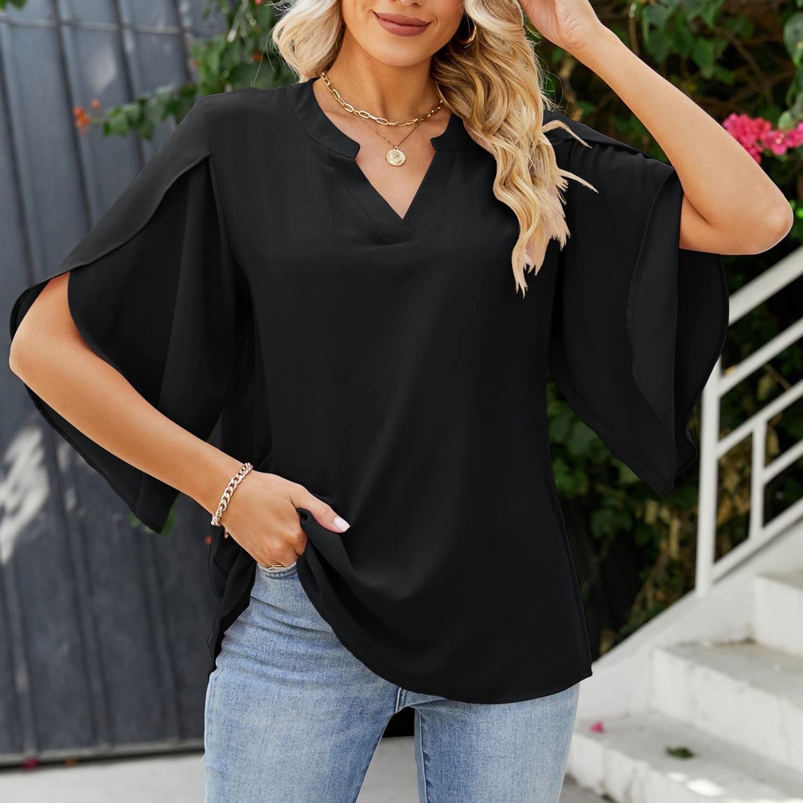 Leni - Elegant V-Neck Top