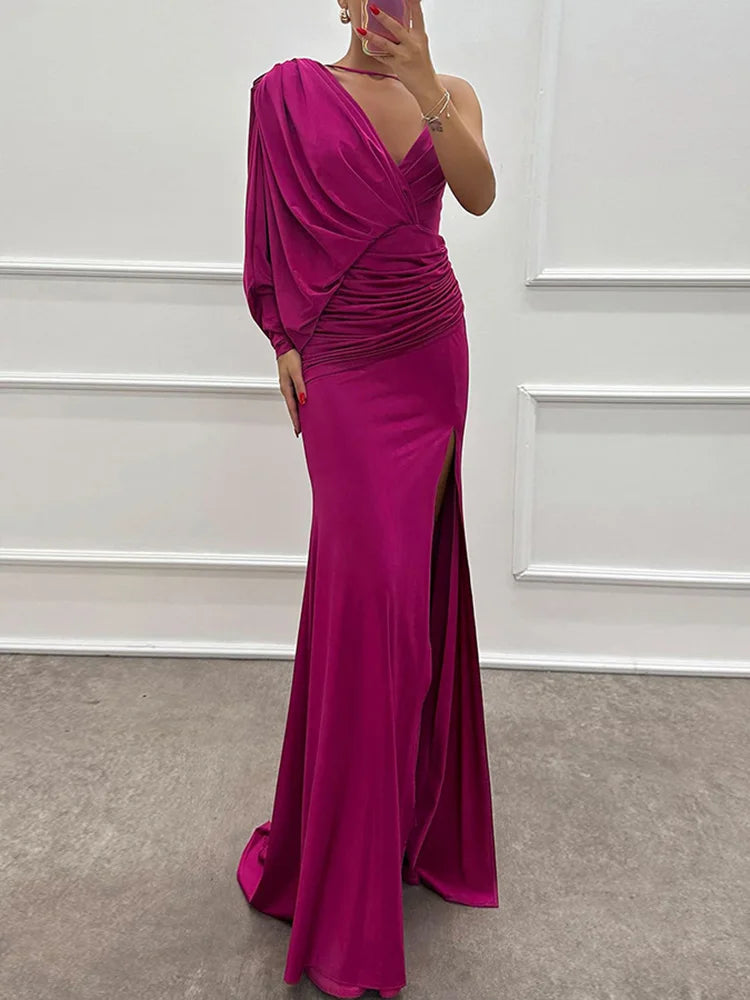 Iliana | One-Shoulder Gown