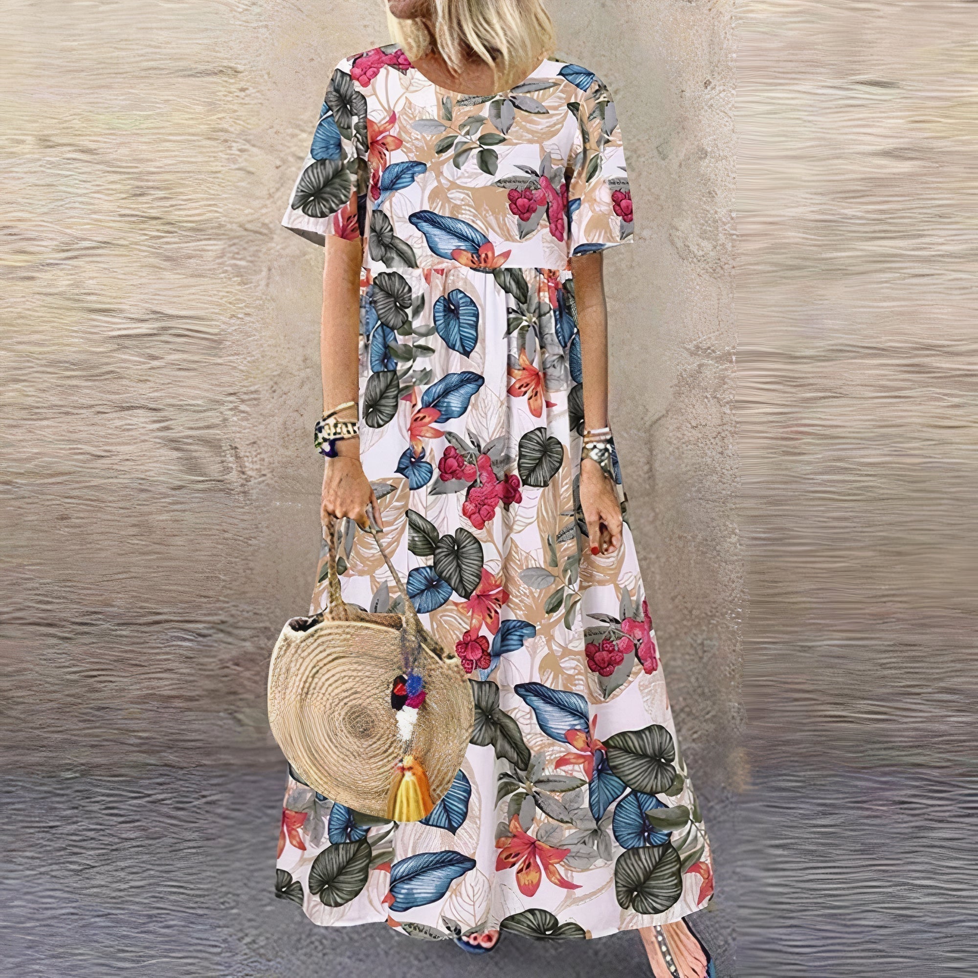 Lotte  - Vibrant Floral Maxi Dress